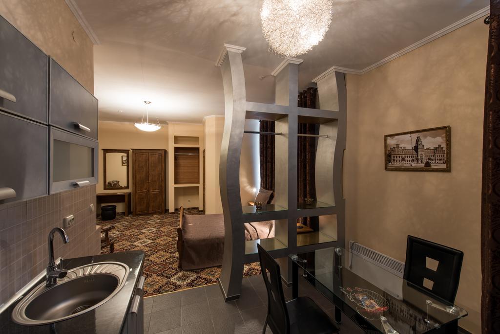 Premium Hotel Chernivtsi Ruang foto